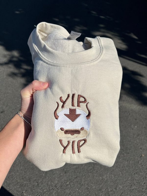 Appa Yip Embroidered Crewneck