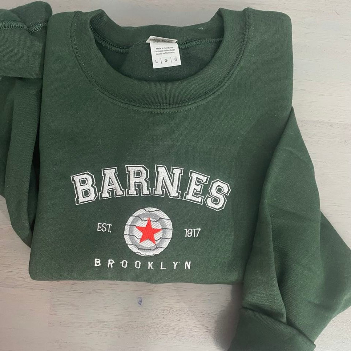 Barnes 1917 Embroidered Sweatshirt Barnes Custom Embroidered Sweatshirt Vintage Barnes 1917 Crewneck