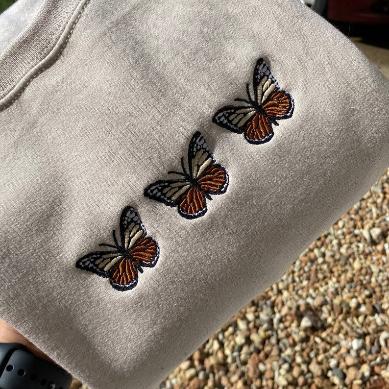 Butterfly vintage embroidered Sweatshirt