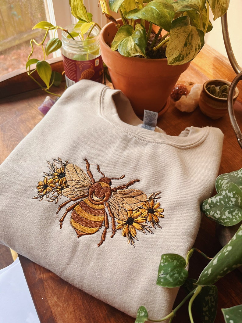 Tan Floral Bumble Bee Embroidered Crewneck - Custom Crewneck - Embroidered Sweatshirt - Hippie Boho Apparel