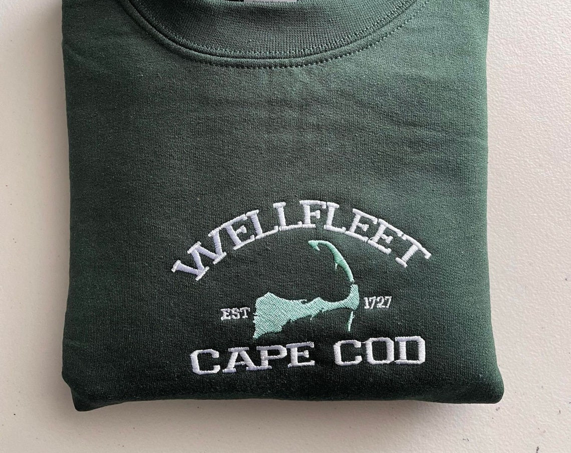 Wellfleet Cape Cod Embroidered Crewneck