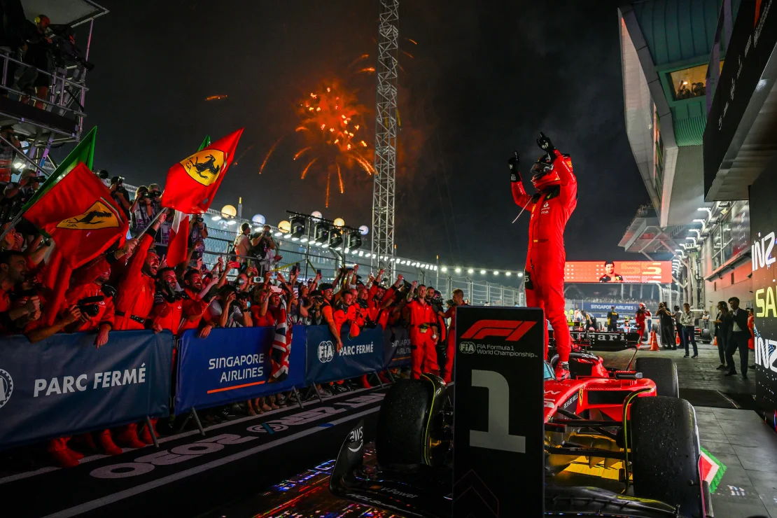 Ferrari's Carlos Sainz Ends Red Bull's Winning Streak with Victory at Singapore Grand Prix