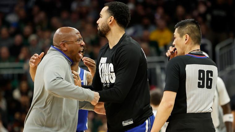 NBA Fines Kings Head Coach Mike Brown $50K for On-Court Outburst and Postgame Laptop Rant